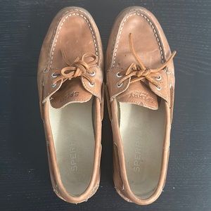 Women’s Sperry Conway boat shoes